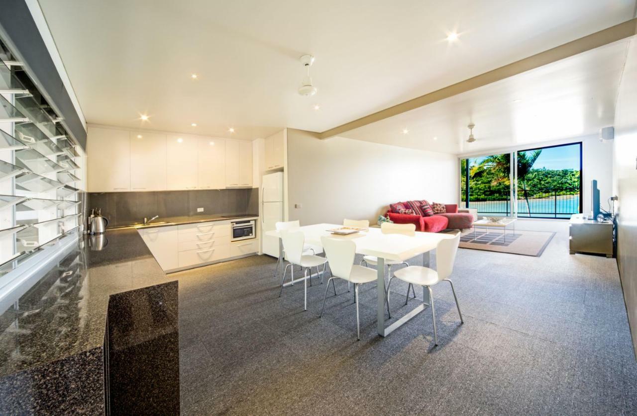 Baybliss Escape #4 - Adults Only Apartment Shute Harbour Luaran gambar